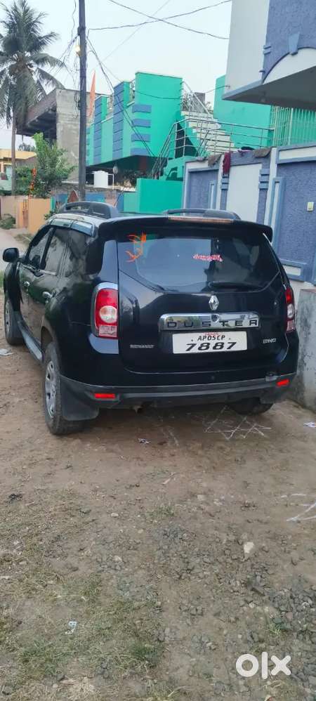 Duster Black Colour