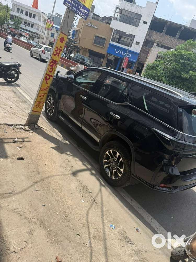 Toyota Fortuner Legender 2024 Diesel 65000 Km Driven