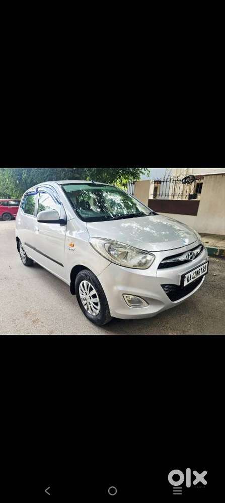 Hyundai I10 Sportz, 2015, Petrol
