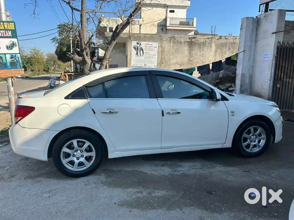 Chevrolet Cruze 2012 Diesel 114000 Km Driven