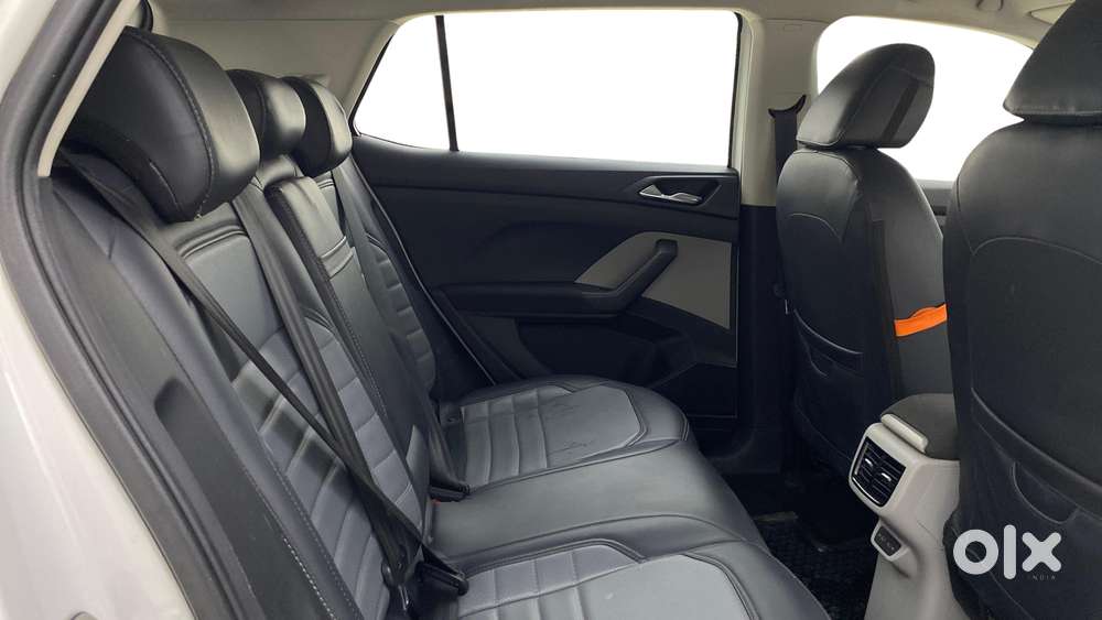 Skoda Kushaq 1.0 Ambition Classic Tsi At, 2023, Petrol