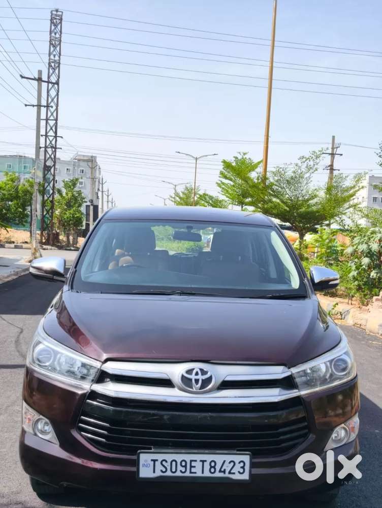 Toyota Innova Crysta 2.8 Zx At 7 Seater, 2017, Diesel