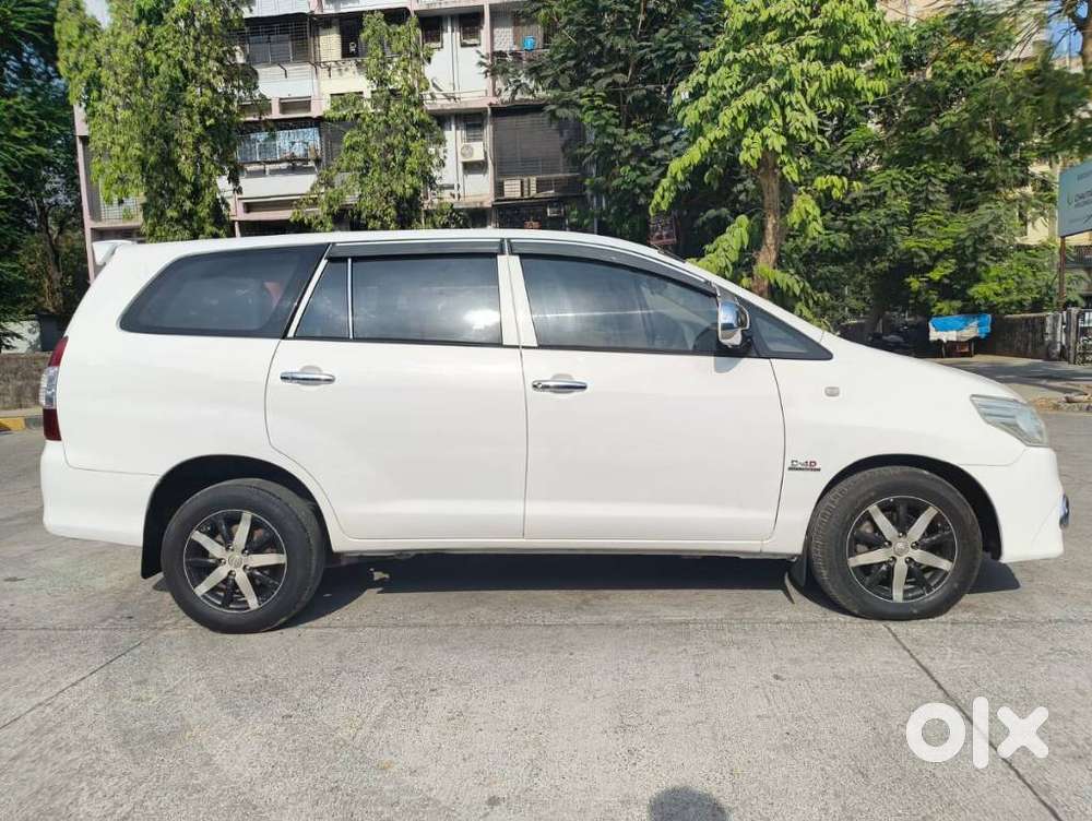 Toyota Innova 2.5 G (diesel) 8 Seater, 2012, Diesel