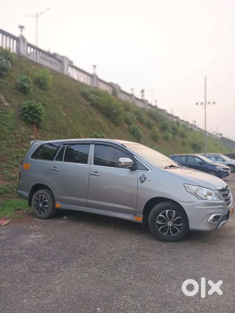 Toyota Innova 21/12/2015 Diesel Good Condition