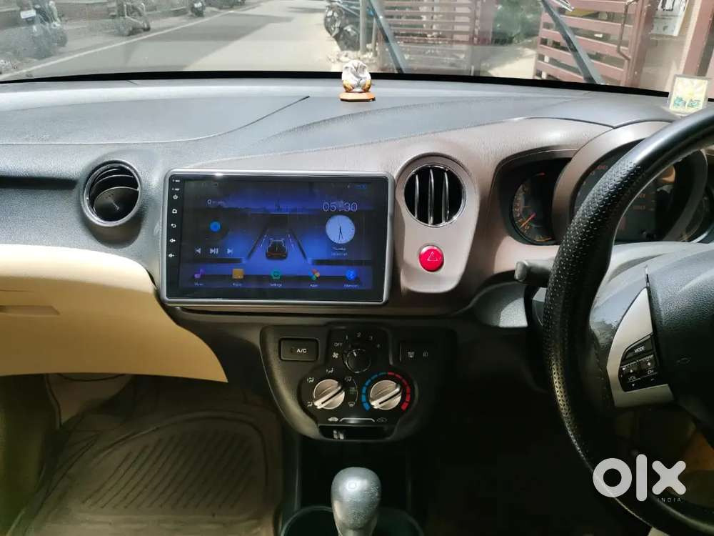 New Tyre, Battery, Leather Seat Cover Com Insurance Idv 3.27 Lakh