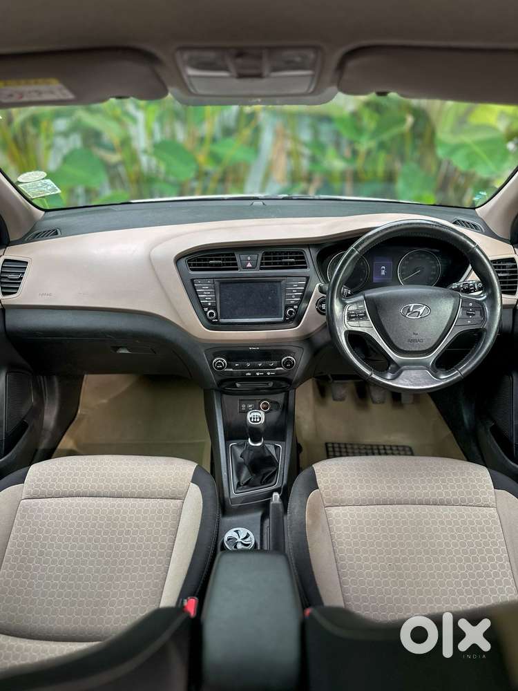 Hyundai I20 Petrol Asta, 2015, Petrol
