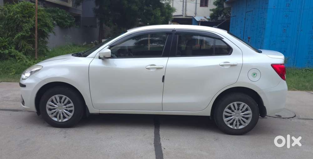 Maruti Suzuki Swift Dzire 1.3 Vxi, 2023, Petrol