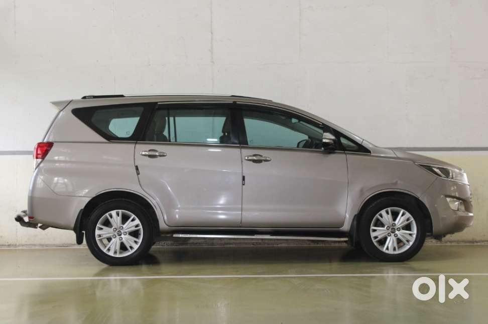 Toyota Innova Crysta 2.8 Z, 2016, Diesel