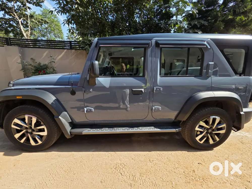 Mahindra Thar Roxx 2025 Top Model