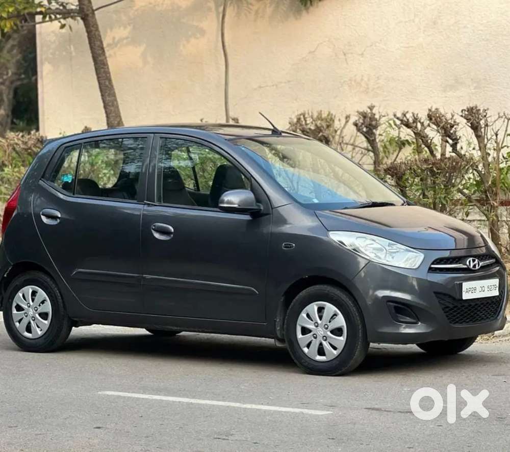 Moving Abroad I10 Sportz Automatic 1.2kappa2 Vtvt Single Showroomtrack