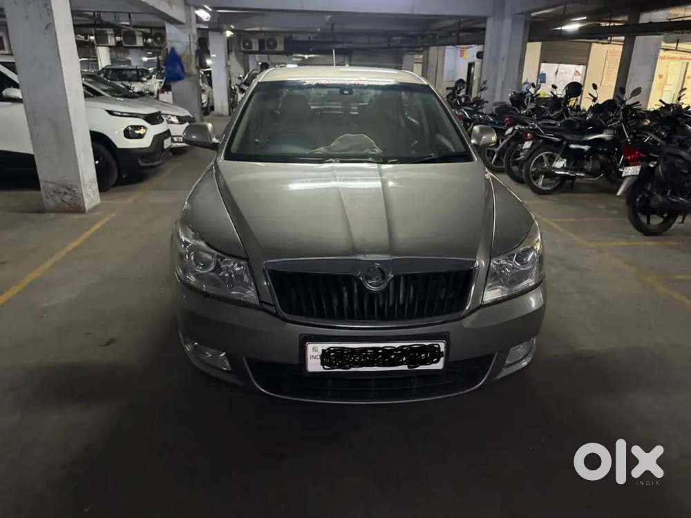 Skoda Laura 2.0 Ambition 2013
