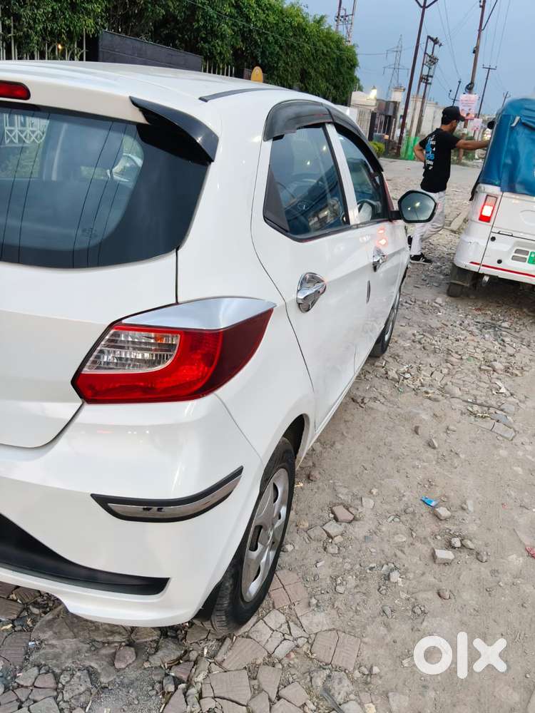 Tata Tiago 1.2 Revotron Xt (o), 2021, Petrol