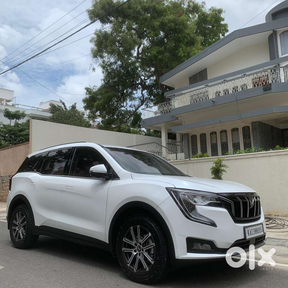 Mahindra Xuv700 2.2 Ax 7 Diesel At Luxury Pack Str Awd, 2022, Diesel