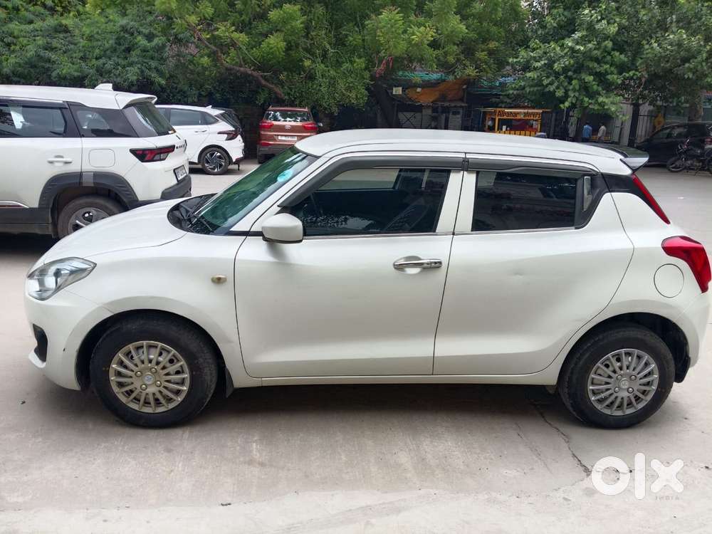 Maruti Suzuki Swift Lxi, 2018, Cng & Hybrids