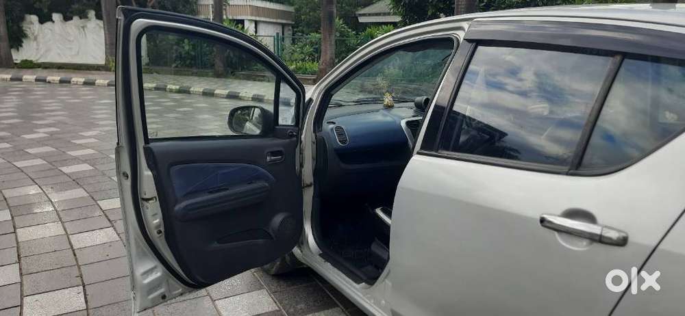 Maruti Suzuki Ritz Zxi Bs-iv, 2010, Petrol