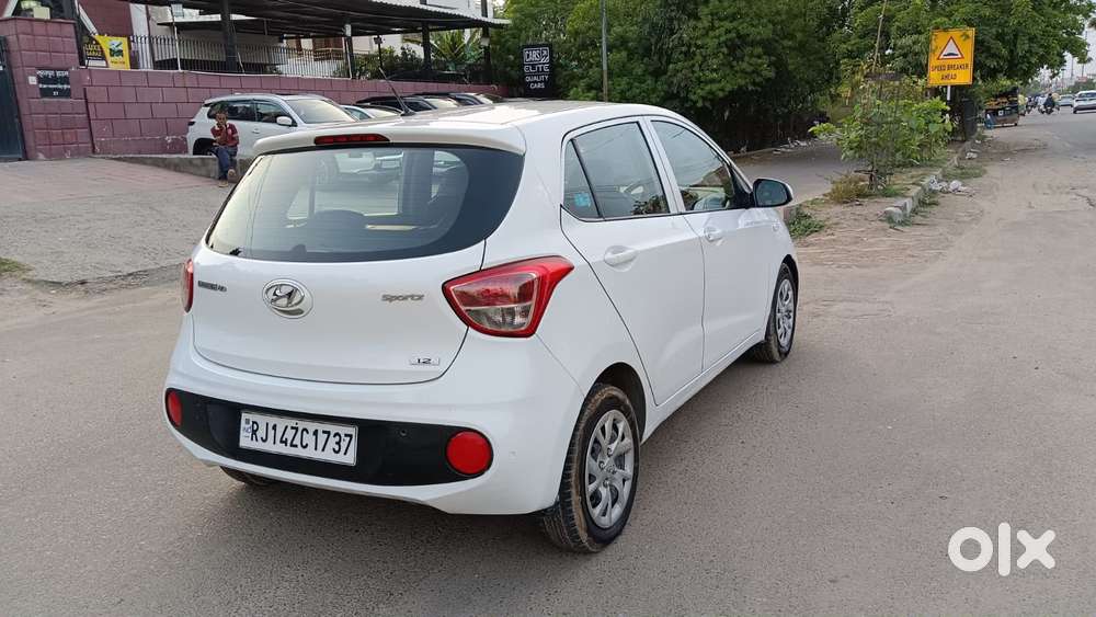 Hyundai Grand I10 Sportz O 1.2, 2018, Petrol