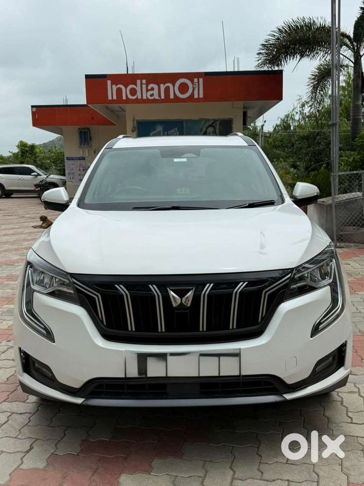 Mahindra Xuv700 2022 Diesel Well Maintained