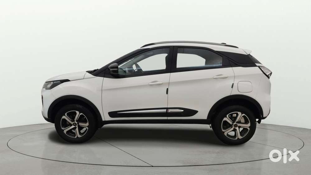 Tata Nexon 1.2 Revotron Xz Plus, 2023, Petrol