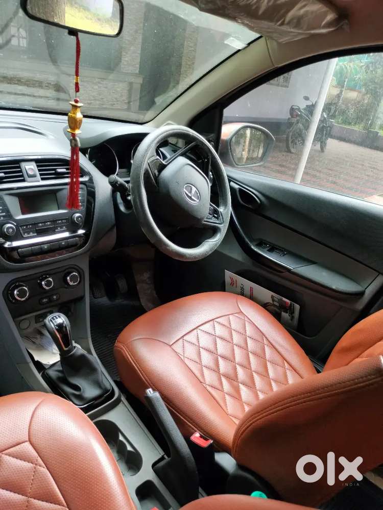 4 Lakhs, Full Service Only @ Hyson Motors Kodungallur