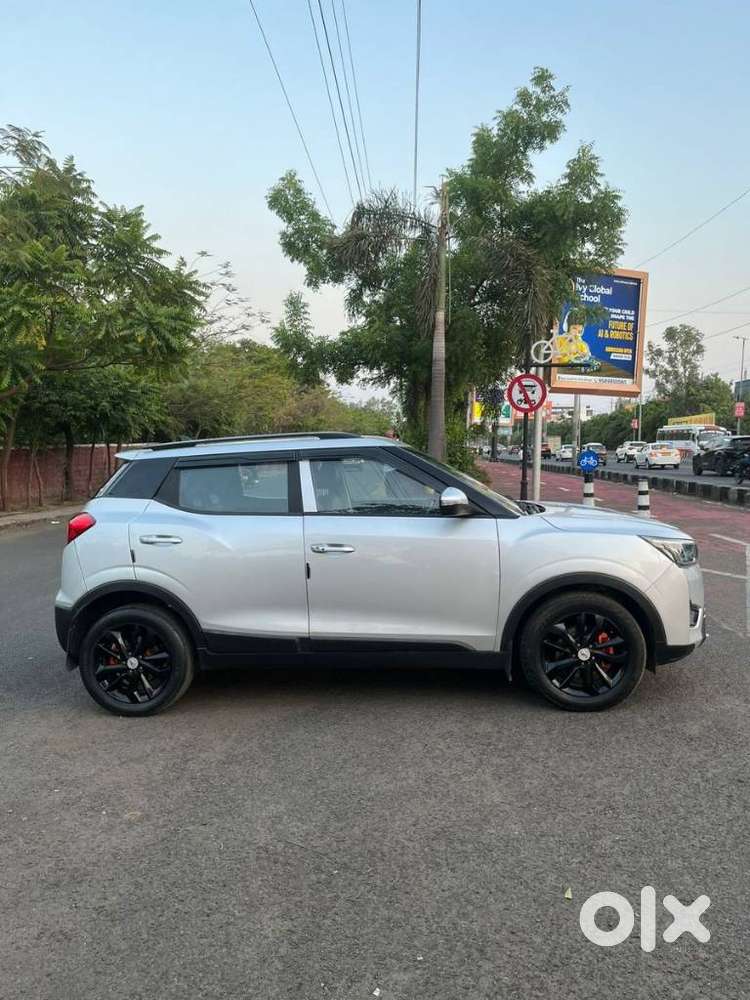 Mahindra Xuv300 W8, 2021, Petrol