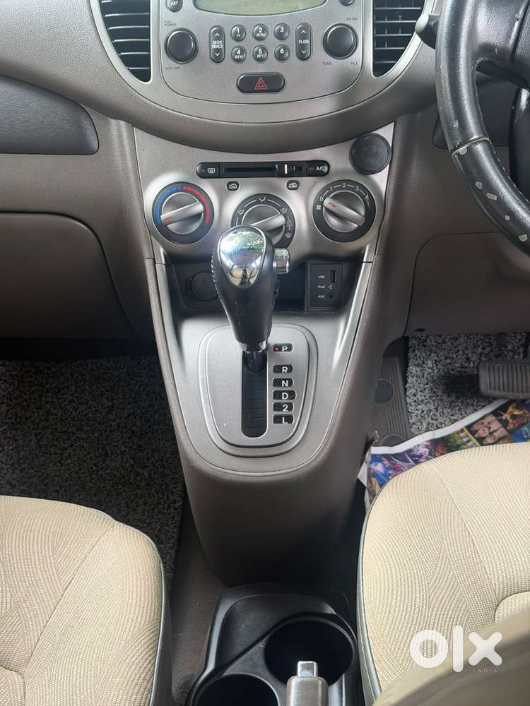 Hyundai I10 Sportz At, 2011, Petrol