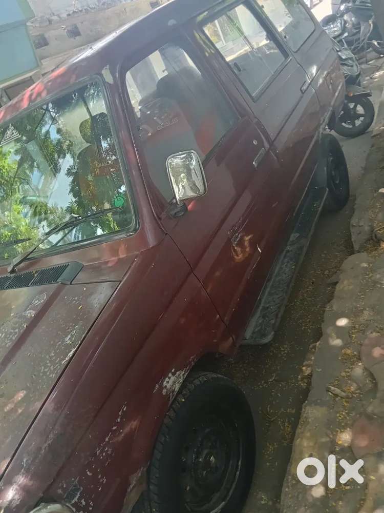 Toyota Qualis 2000