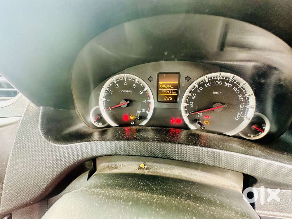 Maruti Suzuki Swift Vxi With Abs, 2016, Petrol