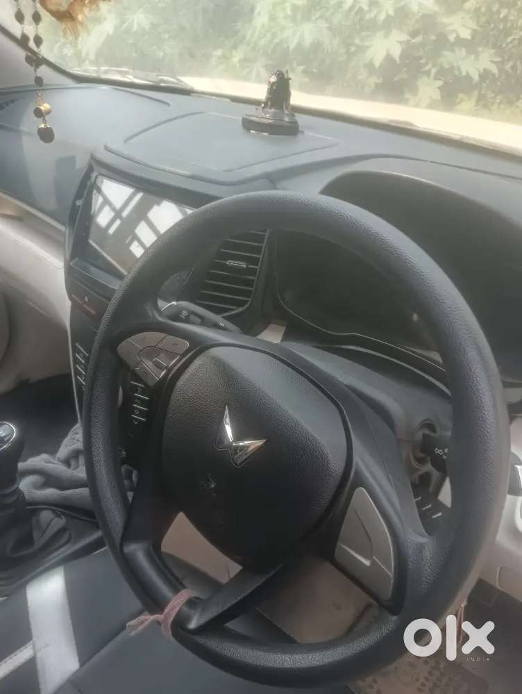 Mahindra Xuv300 2023 Variant W6 Petrol