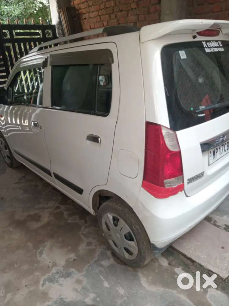 गाड़ी बेचना है