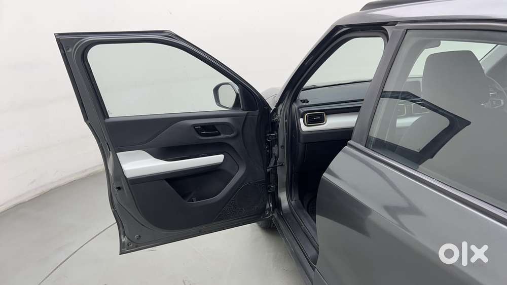 Tata Punch Accomplished Mt Sunroof, 2024, Petrol