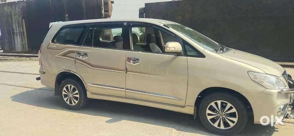 Toyota Innova Diesel 2015