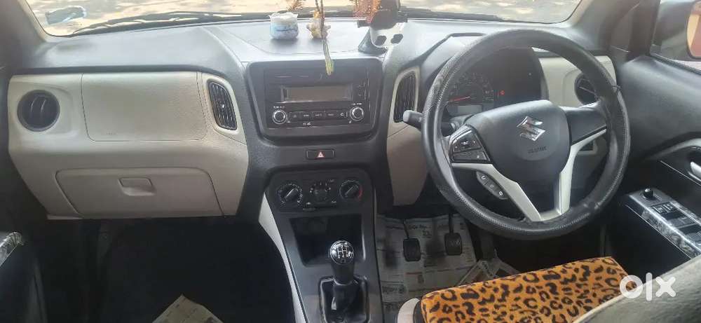 Urjent Sale Zxi Top End 2key Avleble Gd Codtion Silver Silky Metalick