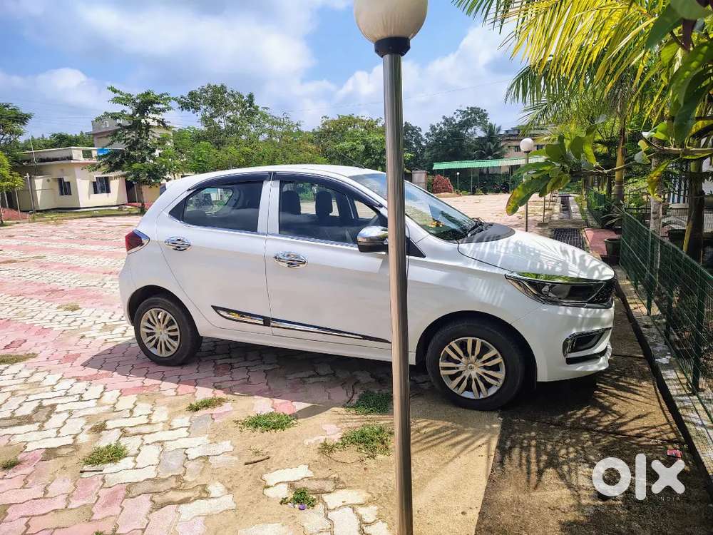 Tata Tiago Xz Plus 1.2 2023 (top Model)