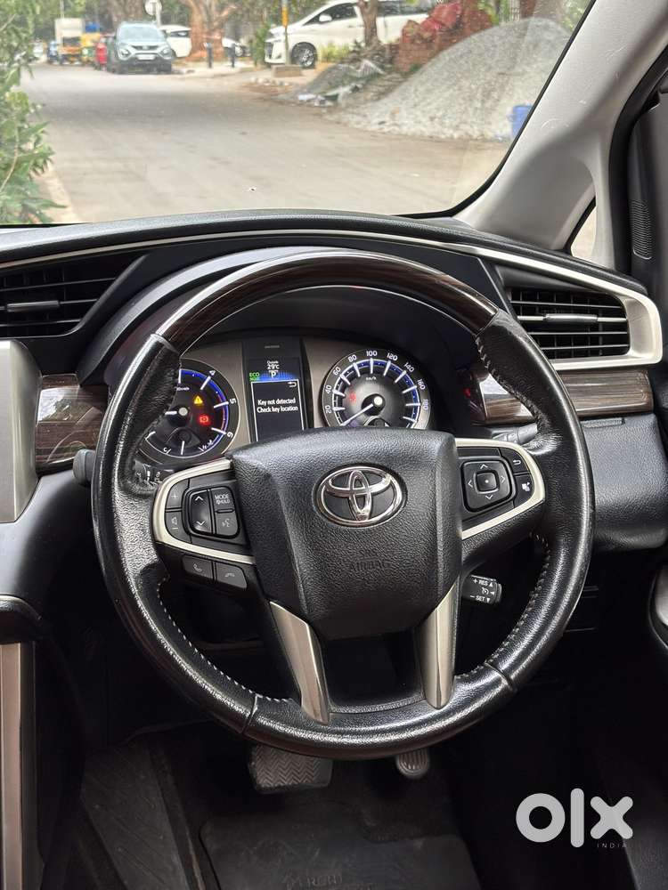 Toyota Innova Crysta 2.8 Zx At, 2017, Diesel