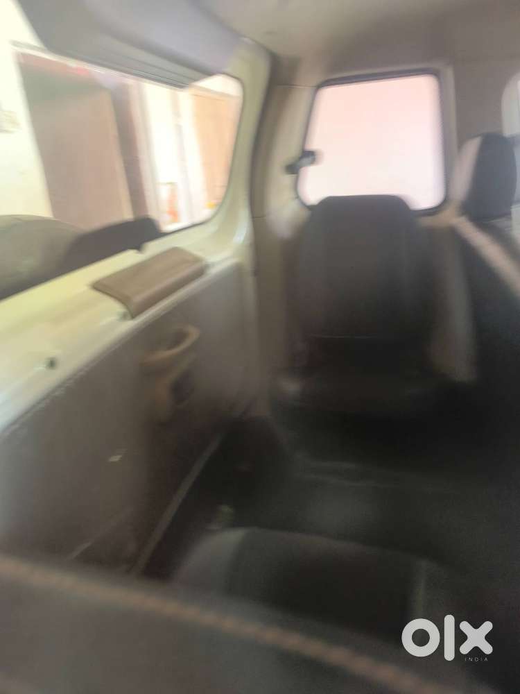 Mahindra Tuv 300 2019 Diesel Well Maintained