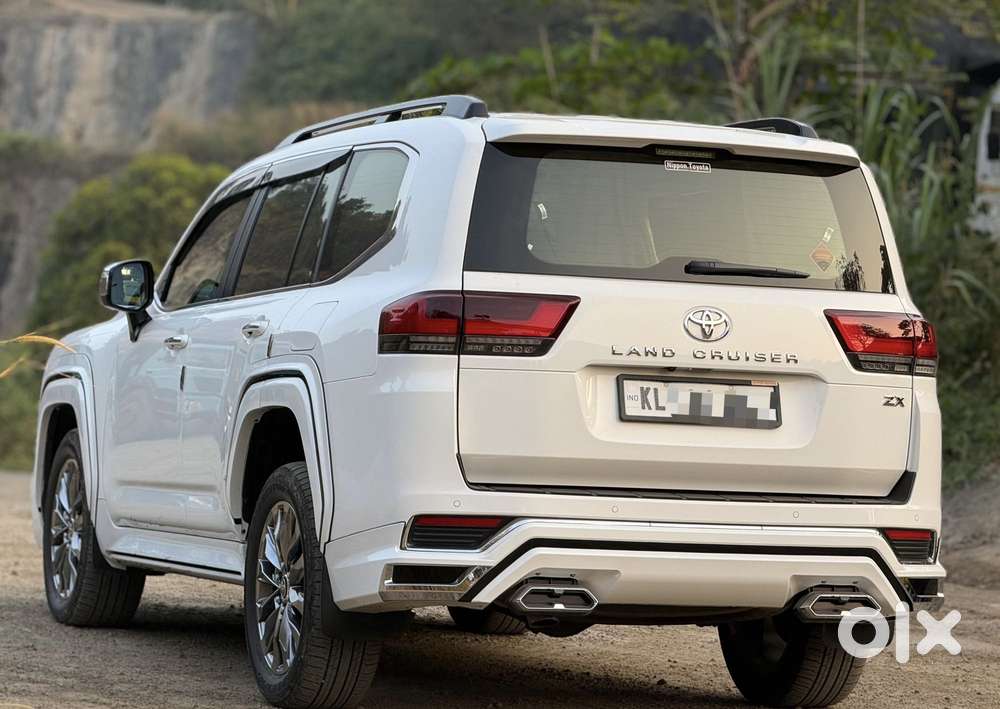 Toyota Land Cruiser 3.3 Zx Diesel, 2023, Diesel