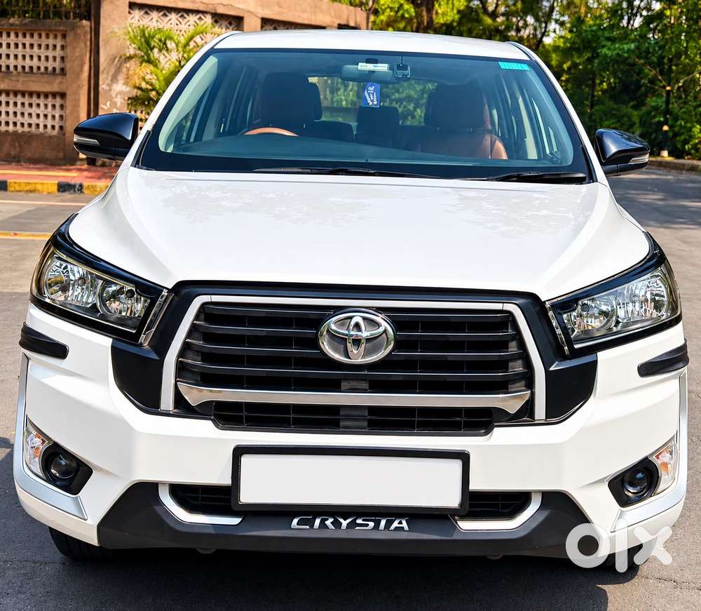 Toyota Innova Crysta 2.4 G Plus Mt 8 Str, 2024, Diesel