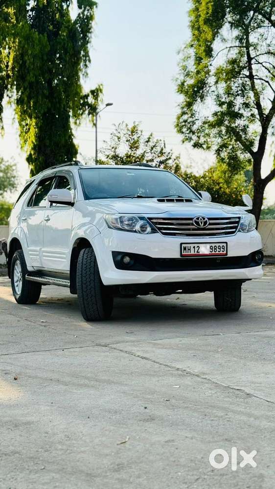 Toyota Fortuner 2013 Diesel Well Maintained Singal Hand Use New Tyres