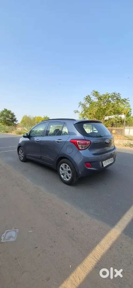 Hyundai Grand I10 2014 Diesel 72800 Km Driven