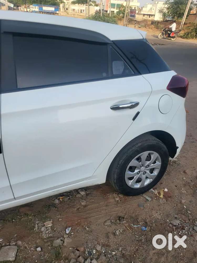 Hyundai I20 2020 Petrol 33000 Km Driven