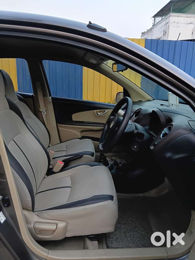 Honda Brio 2011-2013 V Mt, 2012, Petrol