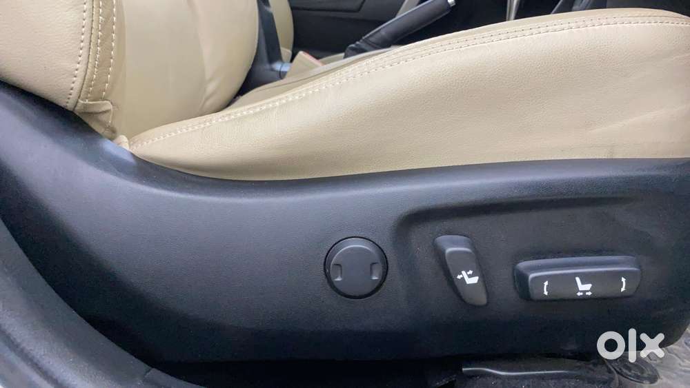 Toyota Corolla Altis 2013-2017 Vl At, 2016, Petrol