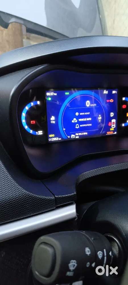 Tata Nexon Petrol Automatic 2026