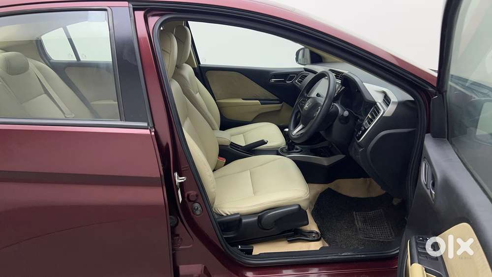 Honda City I-vtec V, 2017, Petrol