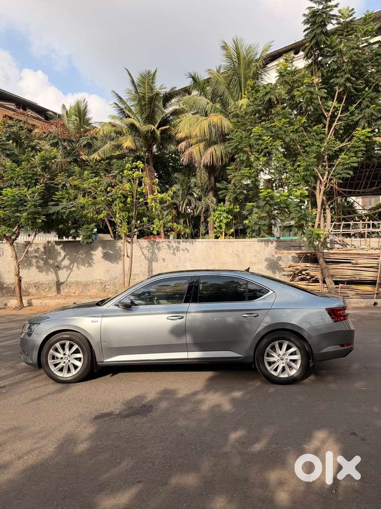 Skoda Superb Petrol 2017