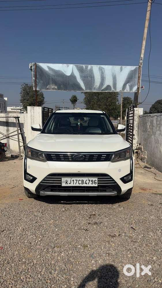 Mahindra Xuv300 2021 Diesel Well Maintained