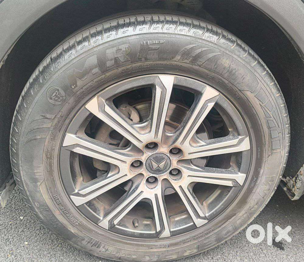 Mahindra Xuv700 2.0 Ax 7 Petrol At Str, 2021, Petrol