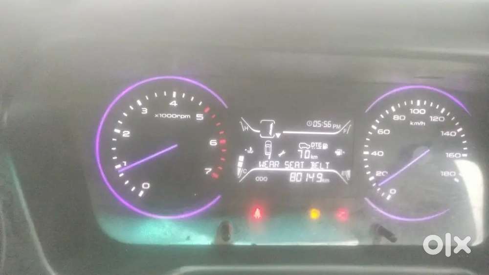 2020 Mahindra Marazzo Colour White Diesel Engine