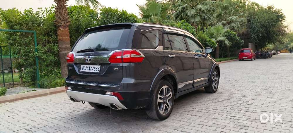 Tata Hexa 2.2 Xta 4x2 6 Str Dual Tone, 2017, Diesel
