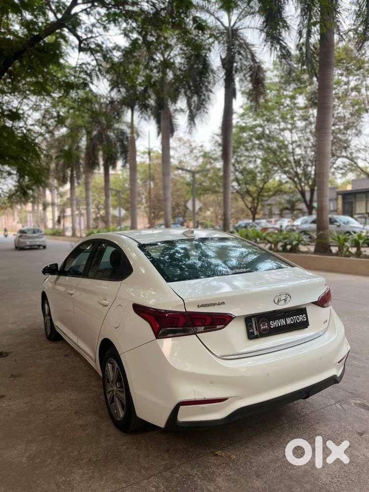 Hyundai Verna 1.6 Sx Vtvt, 2018, Petrol